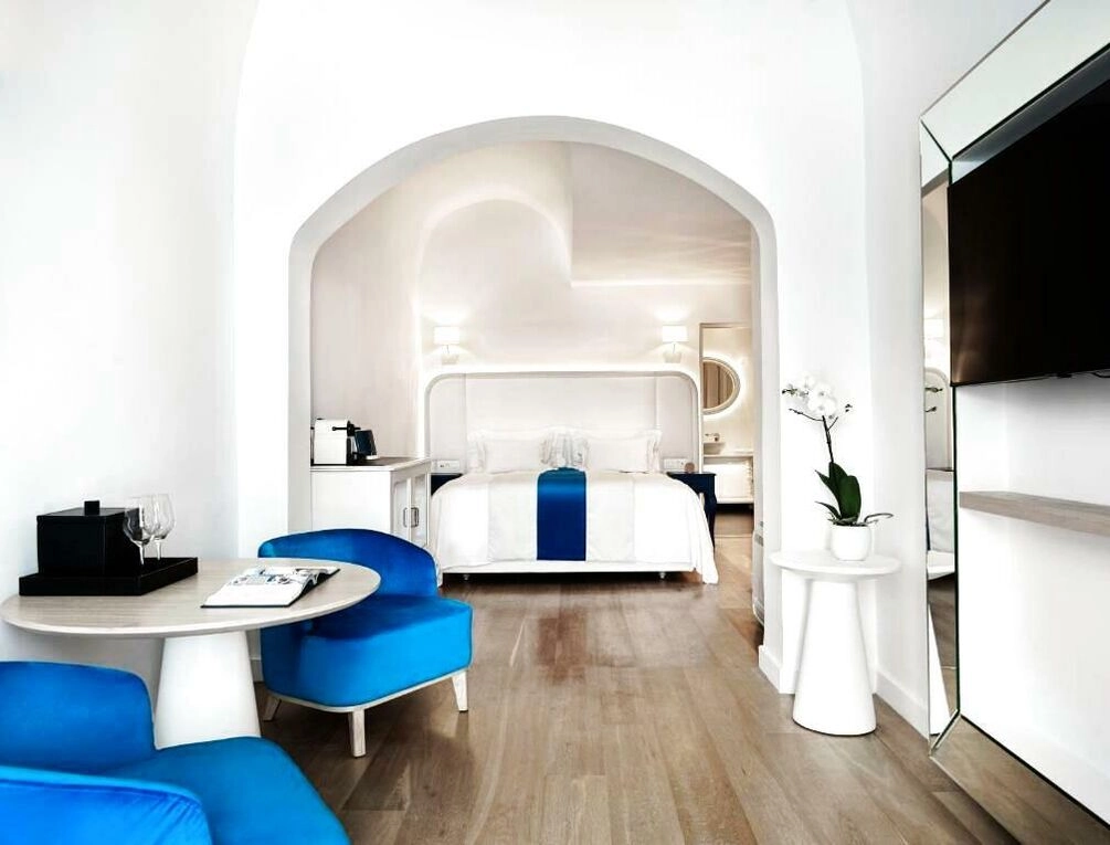 Afbeelding gerelateerd aan Katikies Santorini - The Leading Hotels Of The World
