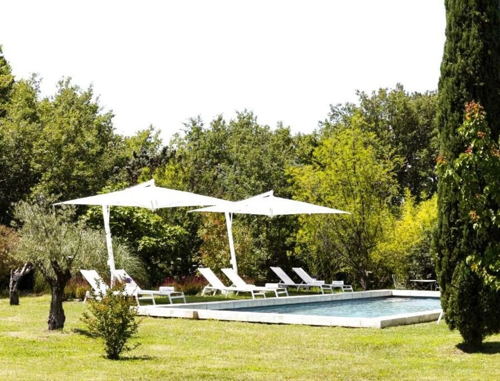 Afbeelding gerelateerd aan La Bastide de Damien, 5 clefs Demeure d'Exception et Table Remarquable dans le guide Teritoria, JACUZZI Privatif, Cuisine étoilée Dominique Frérard