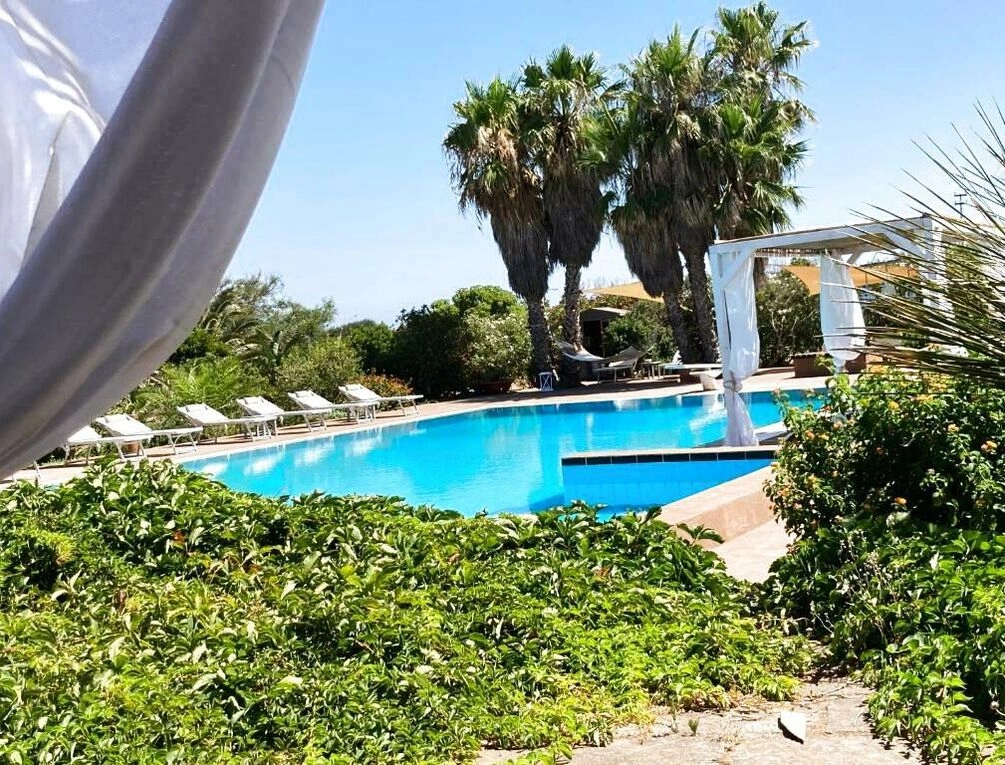 Afbeelding gerelateerd aan Le Lanterne Resort