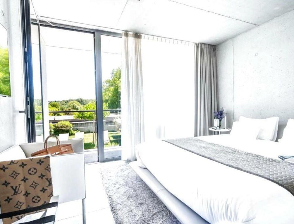 Afbeelding gerelateerd aan Le Pavillon M, chambres d'hôtes de luxe avec Piscine & Spa