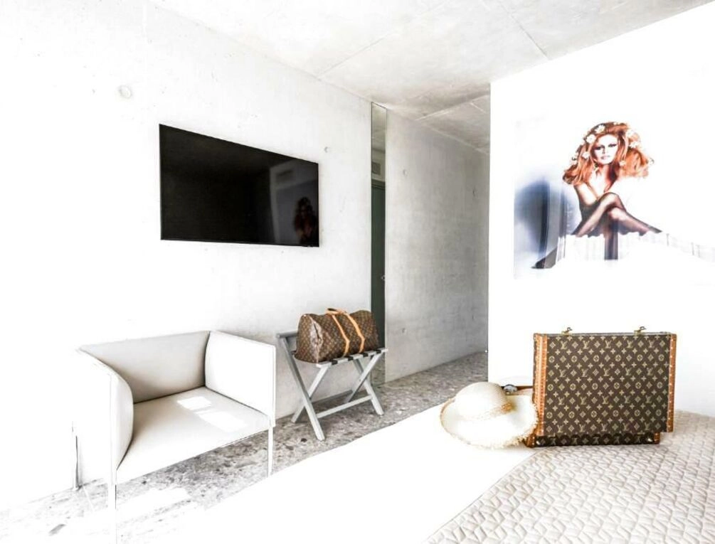 Afbeelding gerelateerd aan Le Pavillon M, chambres d'hôtes de luxe avec Piscine & Spa