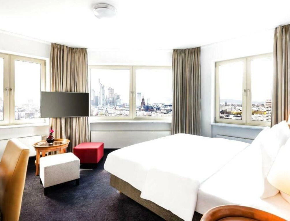 Afbeelding gerelateerd aan Lindner Hotel Frankfurt Main Plaza, part of JdV by Hyatt