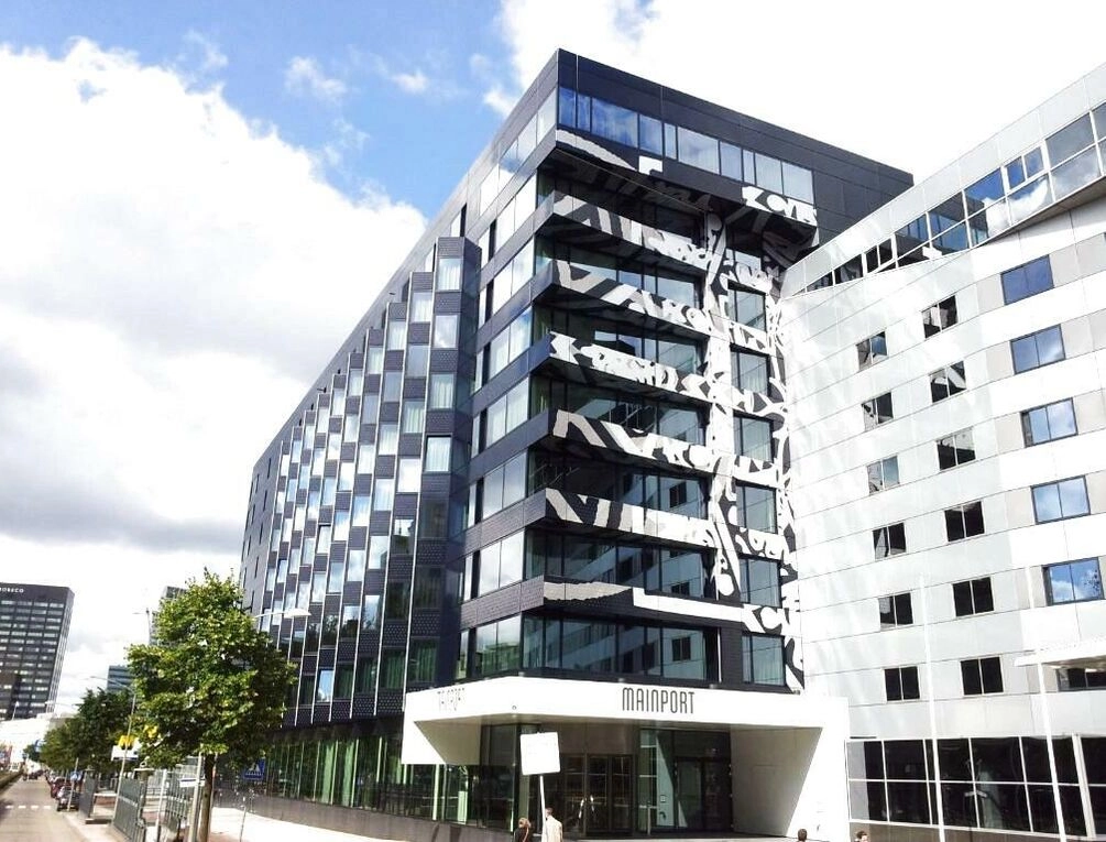 Afbeelding gerelateerd aan Mainport Hotel Rotterdam, a Hilton Affiliate Hotel