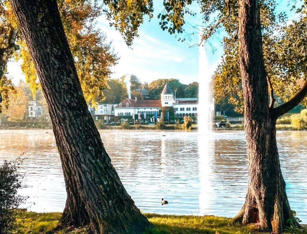 Afbeelding gerelateerd aan Martin's Château Du Lac