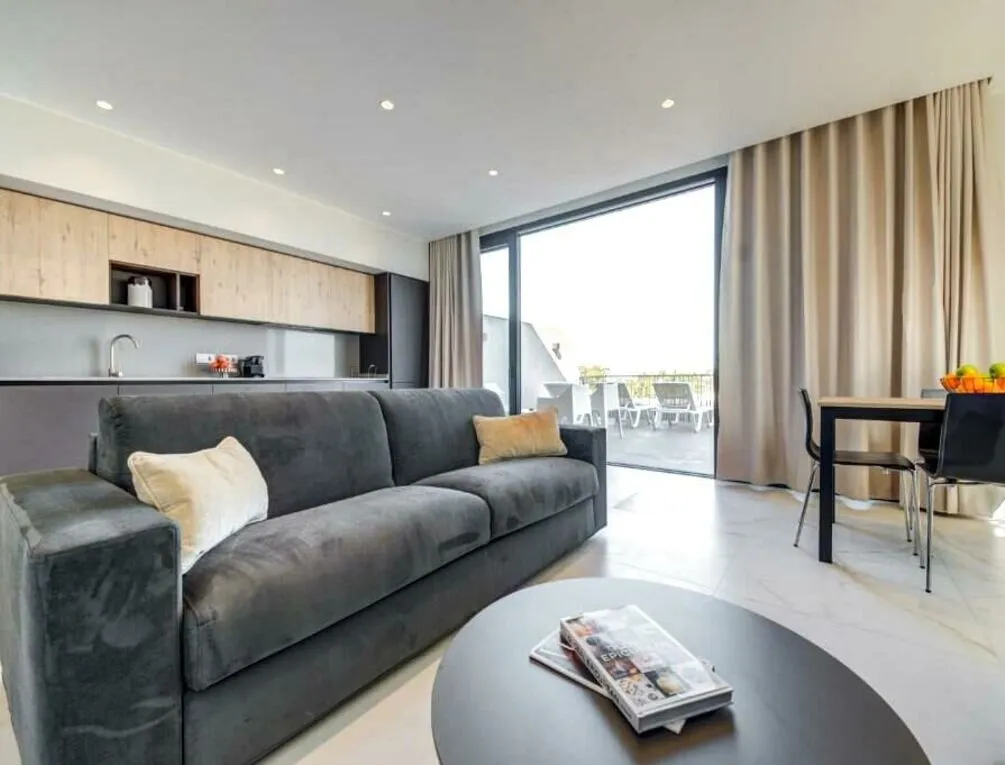 Afbeelding gerelateerd aan Mayfair by Premier Suites MT