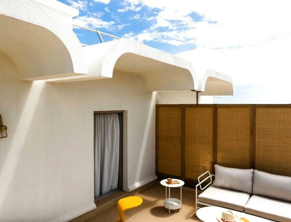 Afbeelding gerelateerd aan MOB HOTEL Cannes