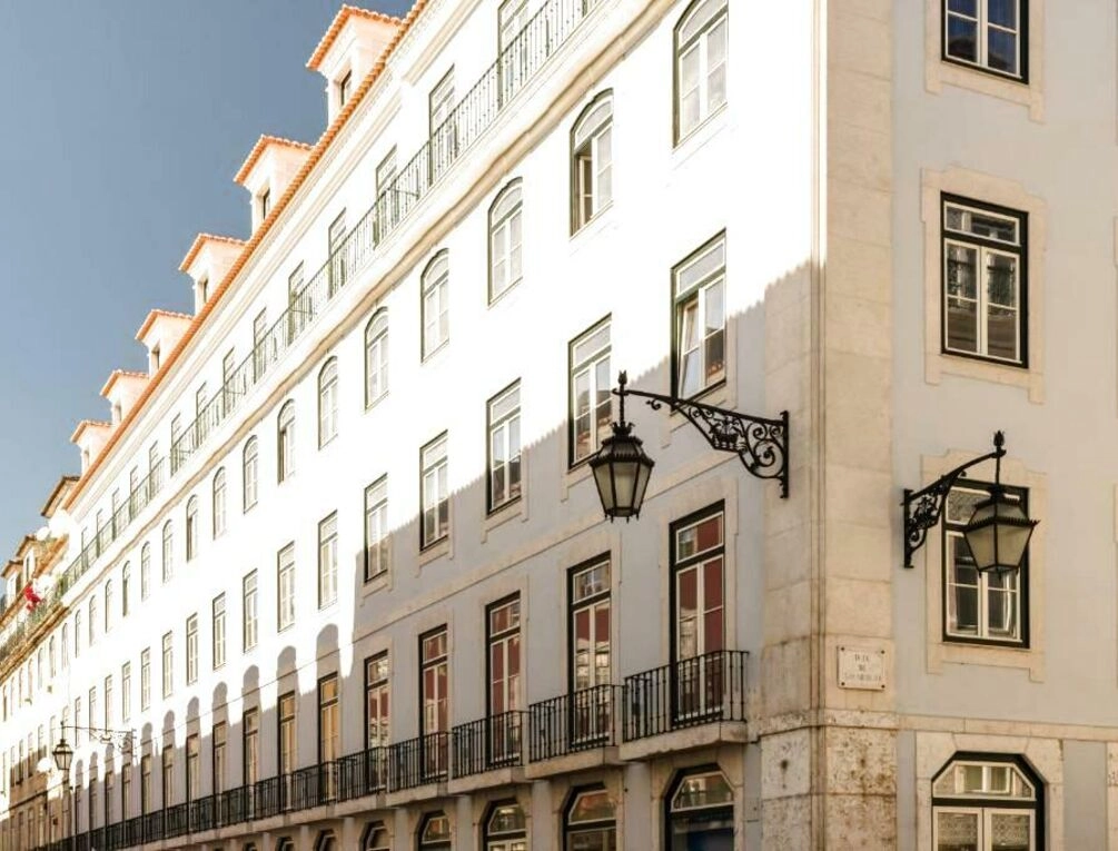 Afbeelding gerelateerd aan MYTHIC SANA Downtown Suites
