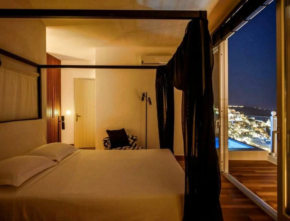 Afbeelding gerelateerd aan Nefeles Luxury Suites