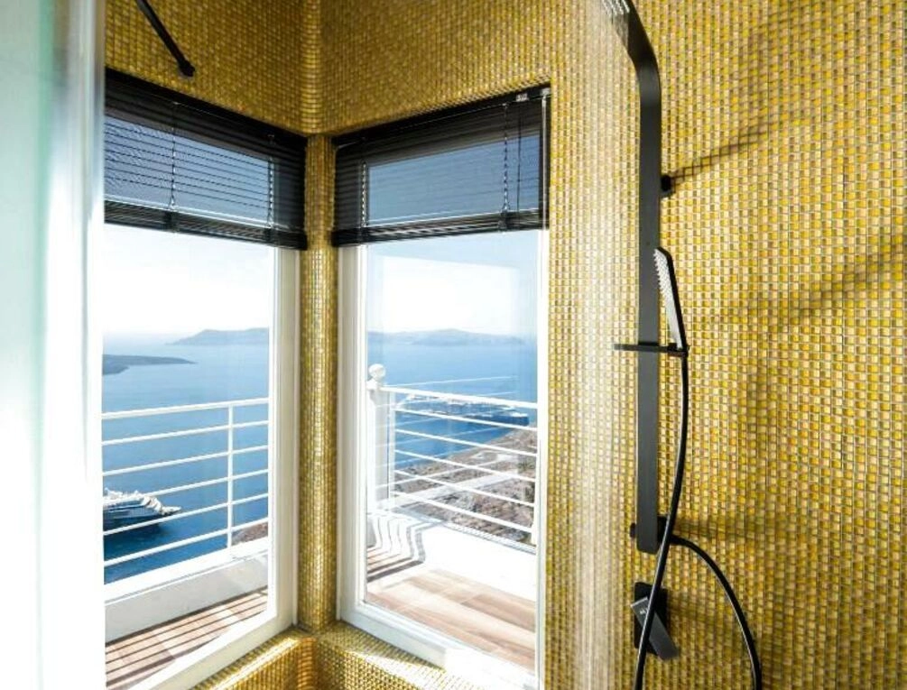 Afbeelding gerelateerd aan Nefeles Luxury Suites