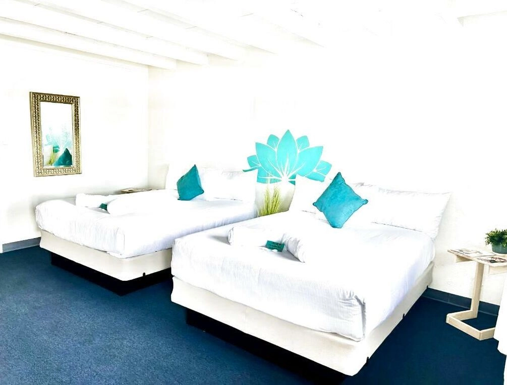 Afbeelding gerelateerd aan Nirvana Hotel