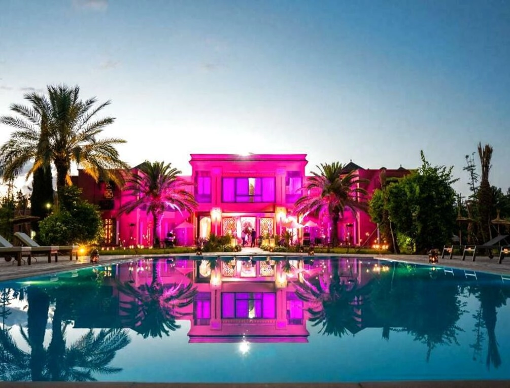 Afbeelding gerelateerd aan Nomadz Palace