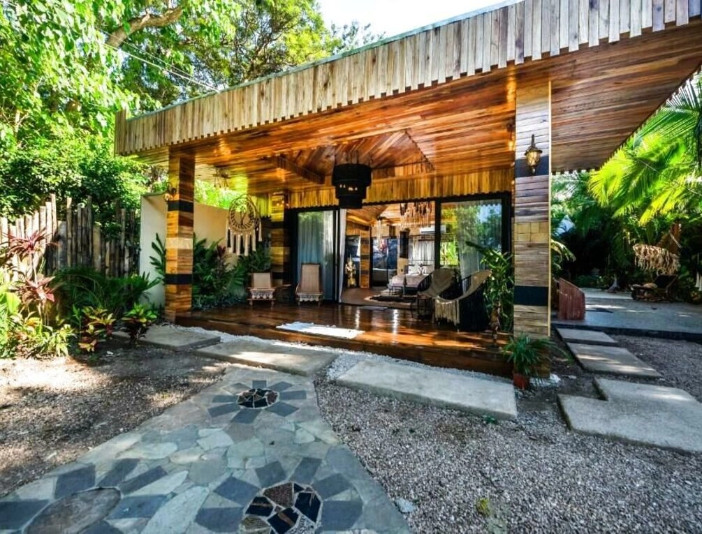 Afbeelding gerelateerd aan Ocho Artisan Bungalows