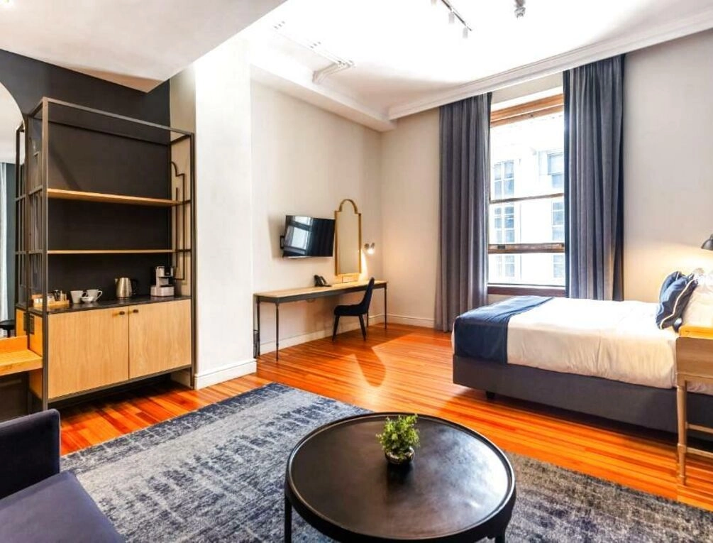 Afbeelding gerelateerd aan Old Bank Hotel - Lion Roars Hotels & Lodges
