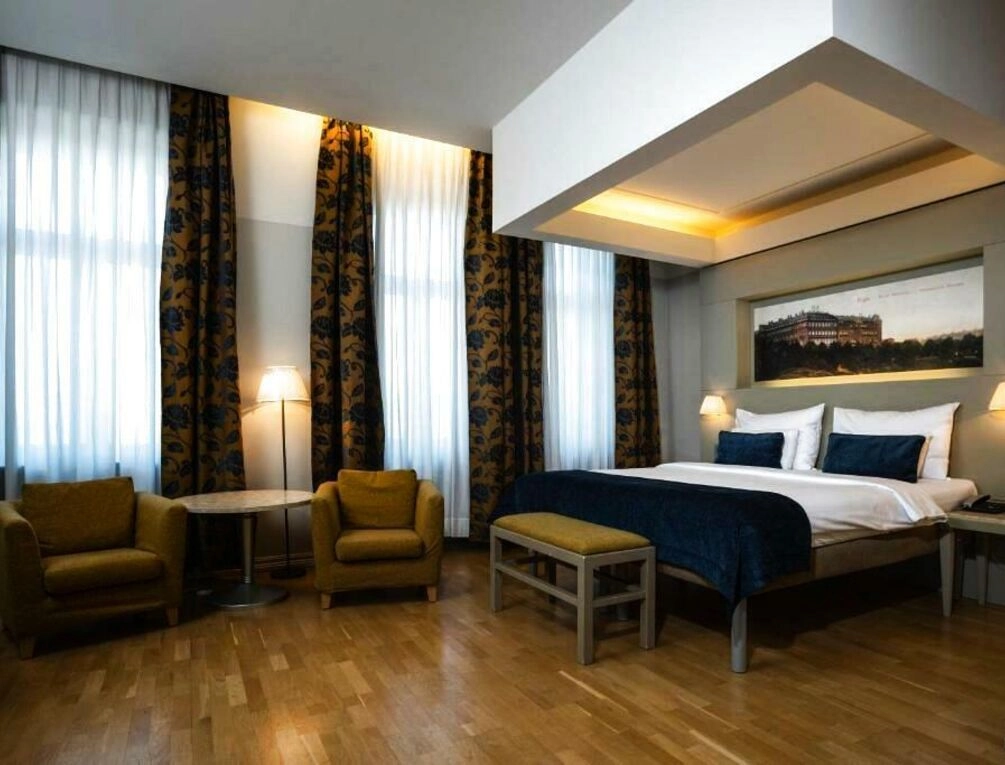 Afbeelding gerelateerd aan Opera Hotel