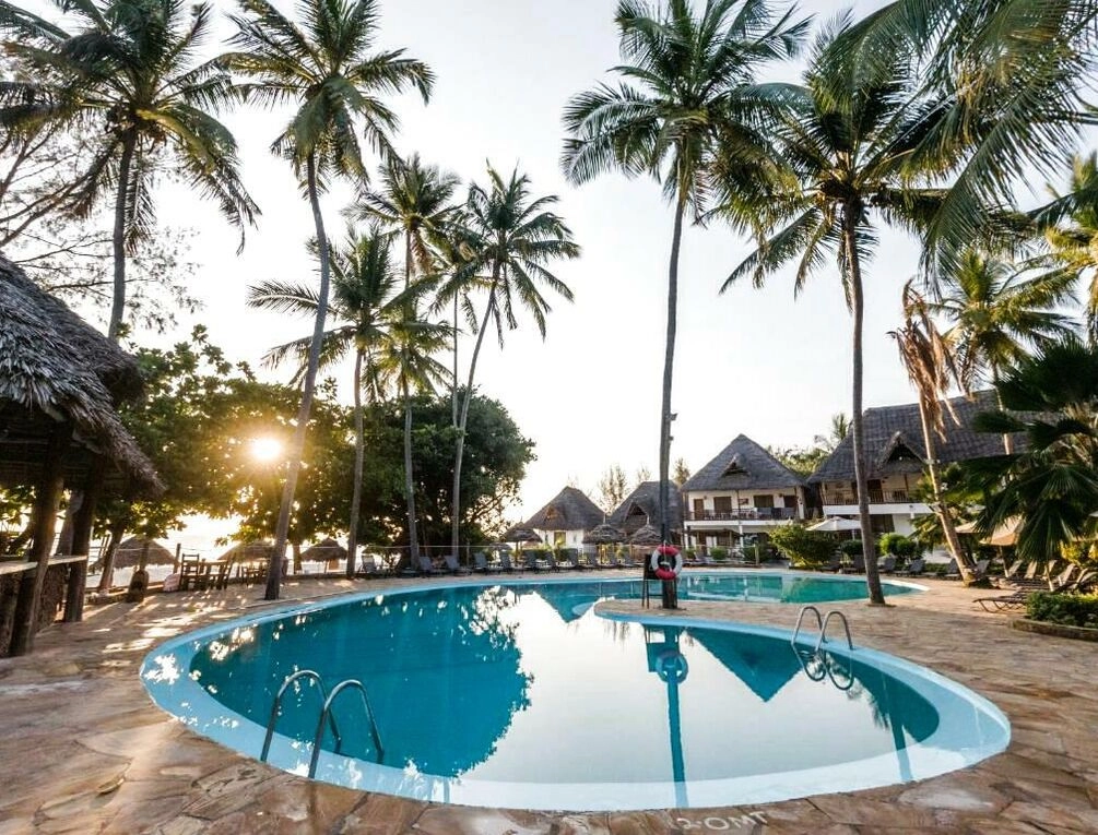 Afbeelding gerelateerd aan Paradise Beach Resort & Spa