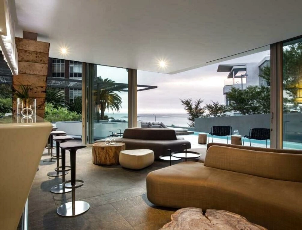 Afbeelding gerelateerd aan POD Camps Bay