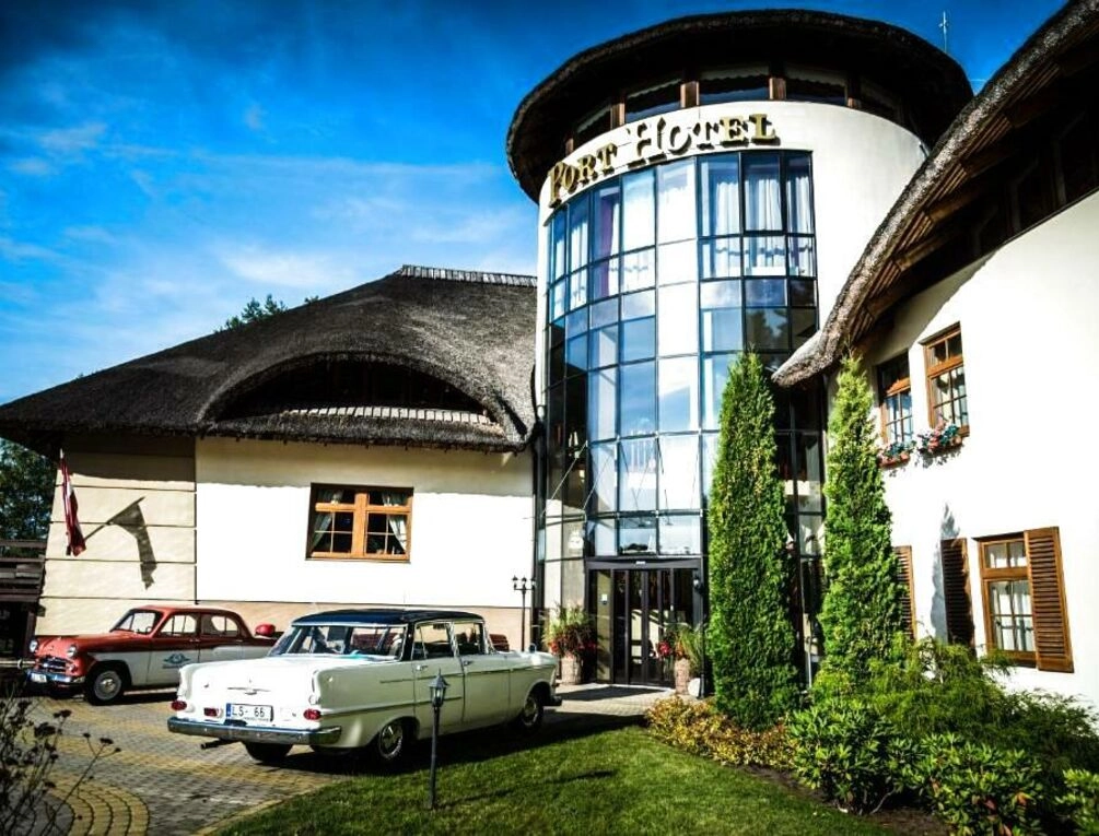 Afbeelding gerelateerd aan Port Hotel
