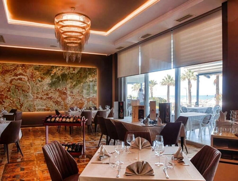 Afbeelding gerelateerd aan Premium Beach Hotel