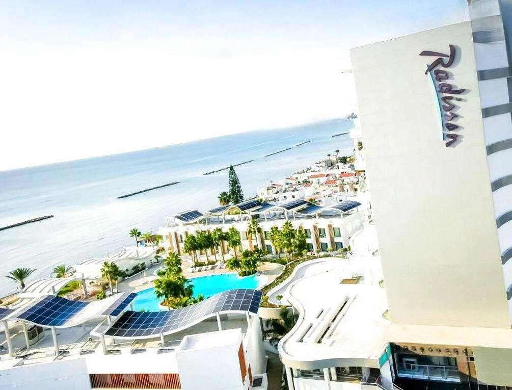 Afbeelding gerelateerd aan Radisson Beach Resort Larnaca