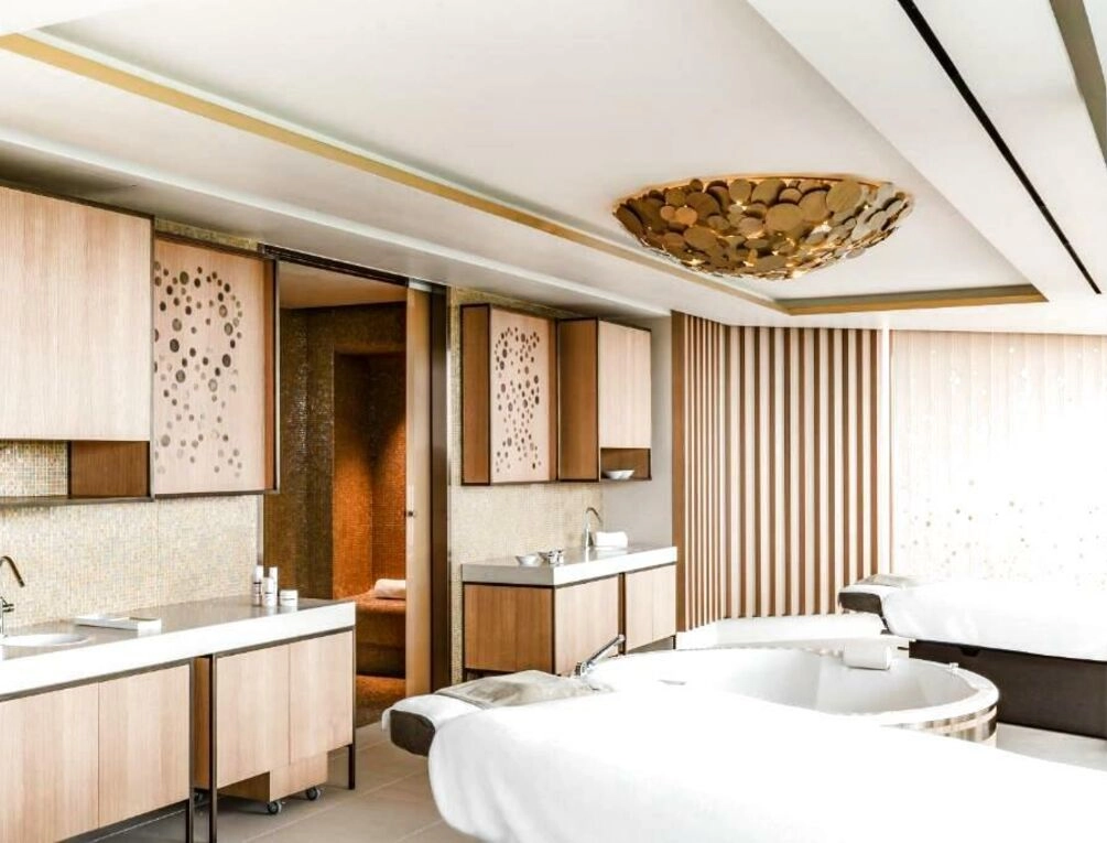 Afbeelding gerelateerd aan Royal Champagne Hotel & Spa