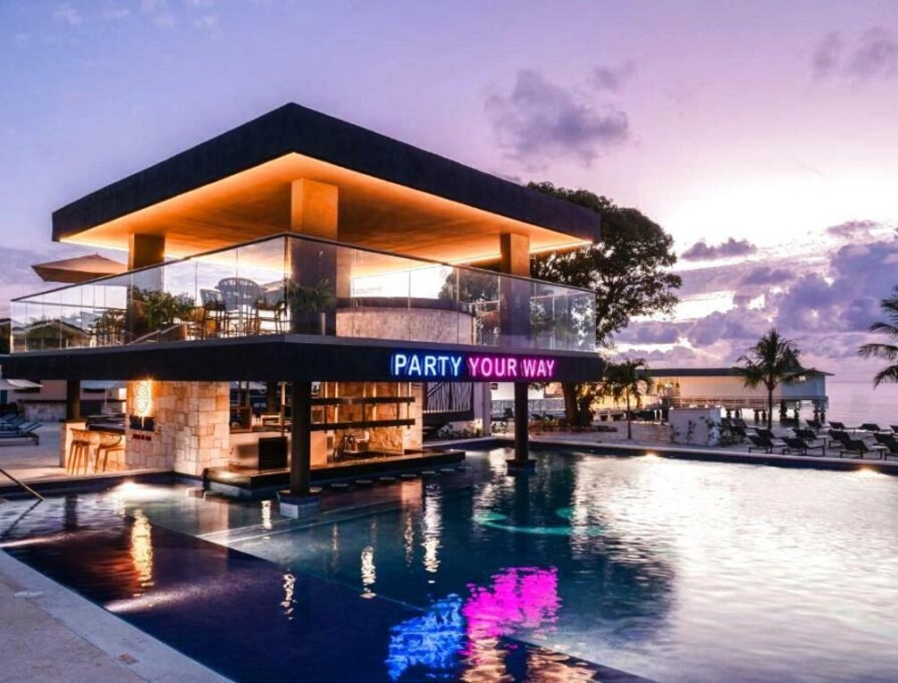 Afbeelding gerelateerd aan Royalton CHIC Antigua, An Autograph Collection All-Inclusive Resort - Adults Only