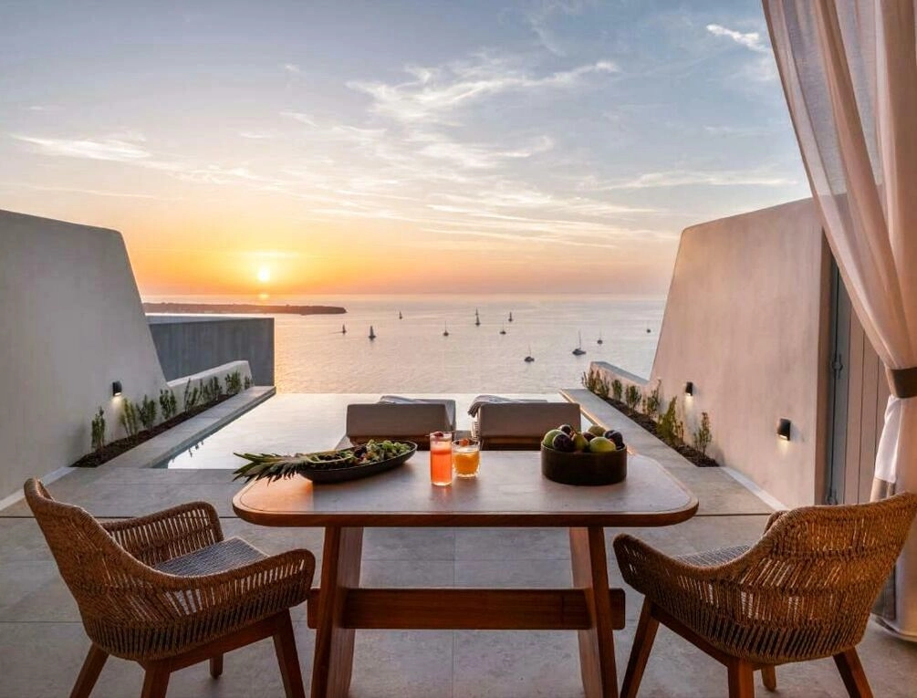 Afbeelding gerelateerd aan Santo Mine Oia Suites