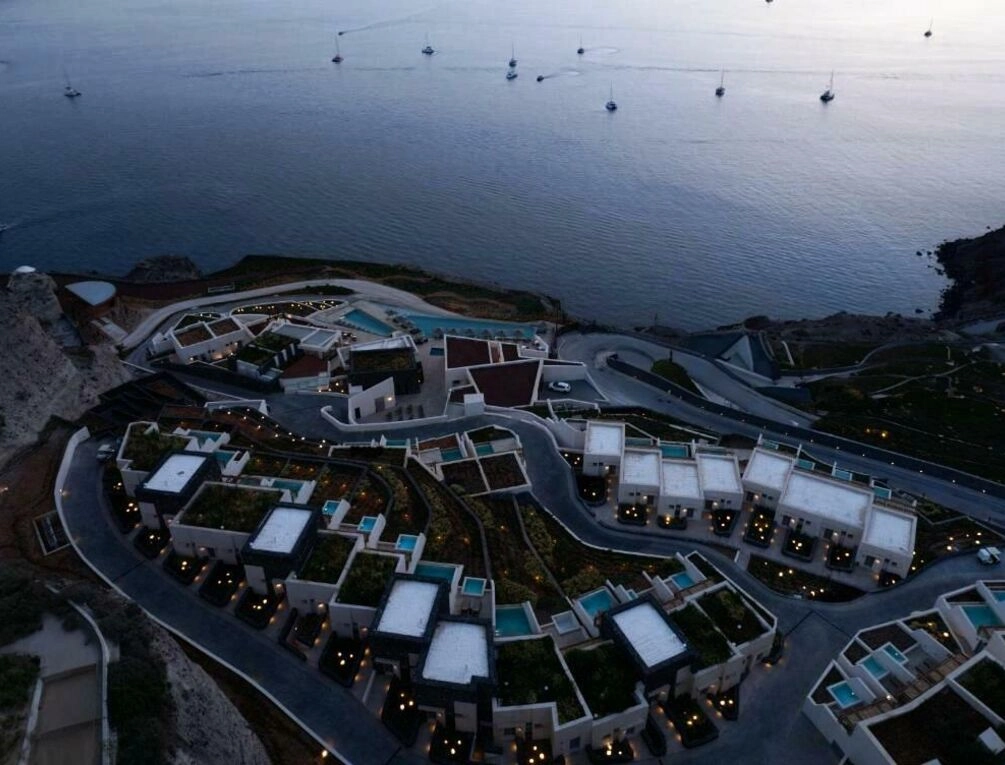Afbeelding gerelateerd aan Santo Mine Oia Suites