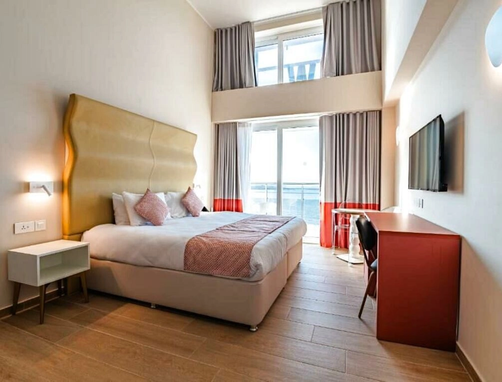 Afbeelding gerelateerd aan Seaview Hotel - Adults Only 16 Plus