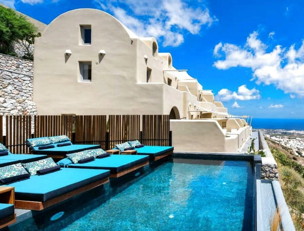 Afbeelding gerelateerd aan Skyfall Suites - Adults Only