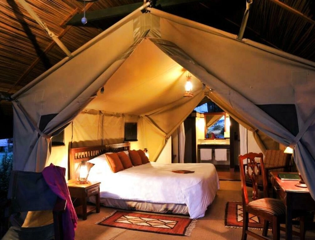 Afbeelding gerelateerd aan Sweetwaters Serena Camp