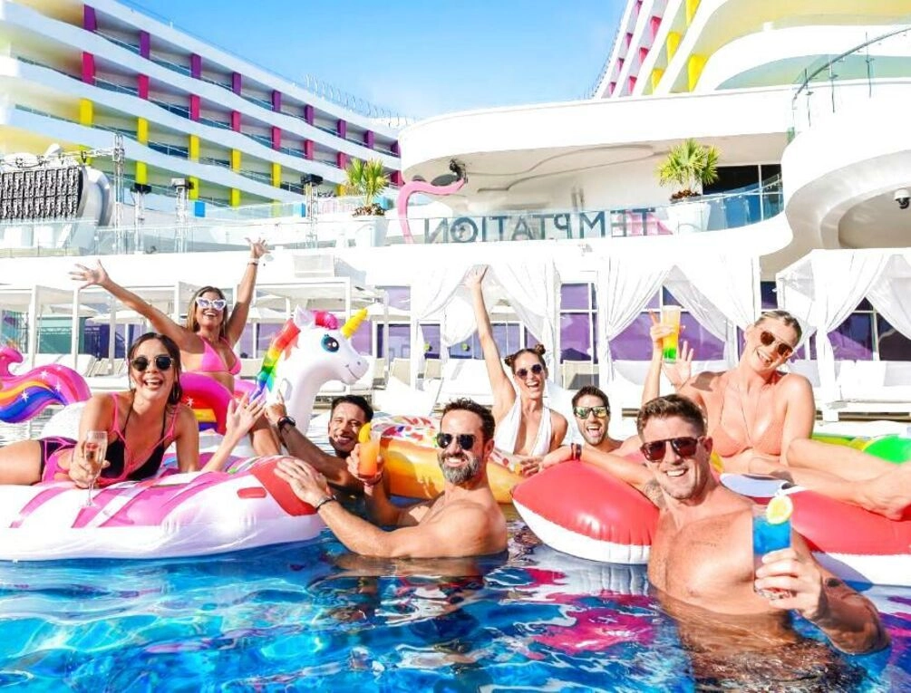 Afbeelding gerelateerd aan Temptation Cancun Resort - All Inclusive - Adults Only