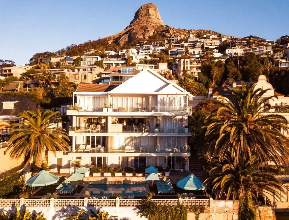Afbeelding gerelateerd aan The Clarendon - Bantry Bay