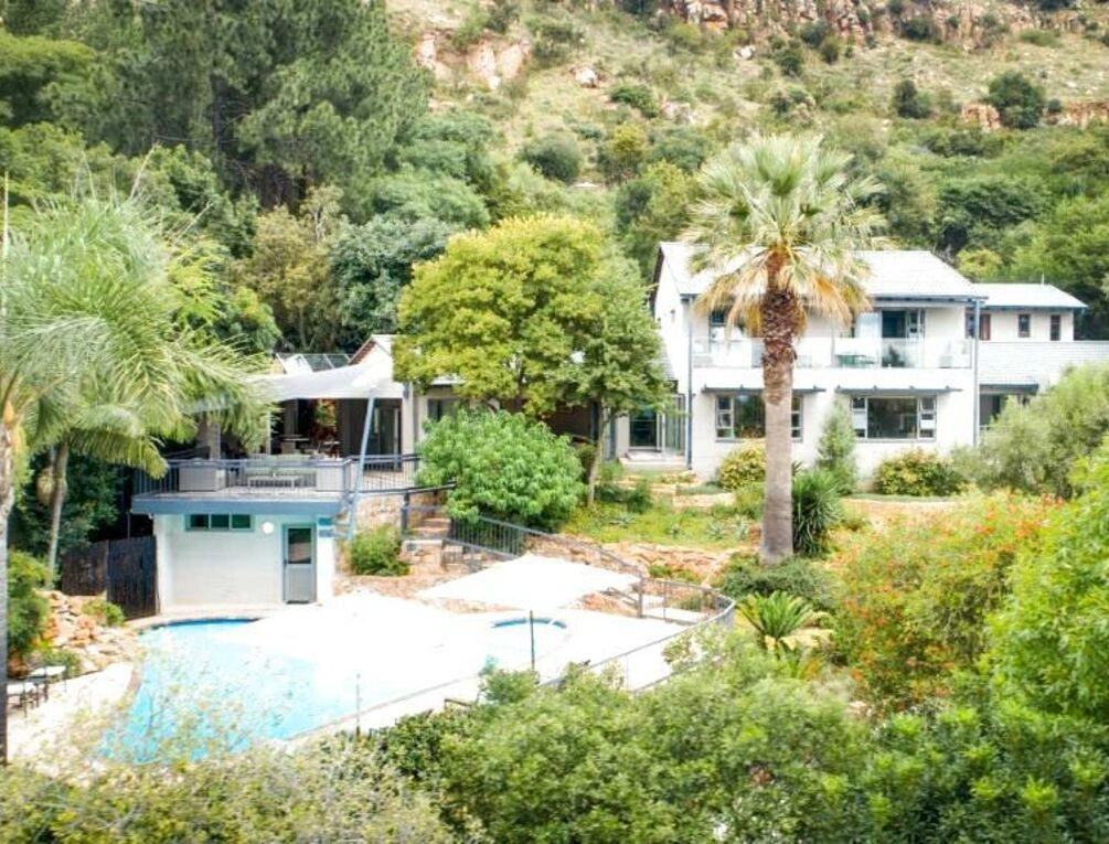 Afbeelding gerelateerd aan The Cliffside Boutique Getaway