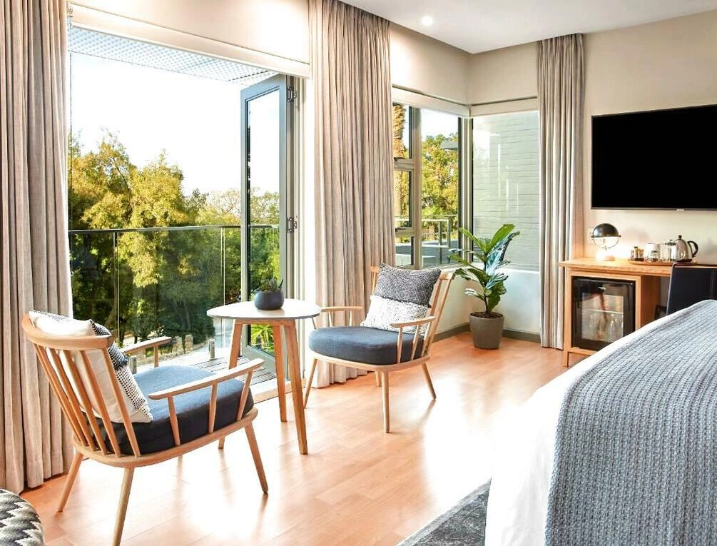 Afbeelding gerelateerd aan The Cliffside Boutique Getaway