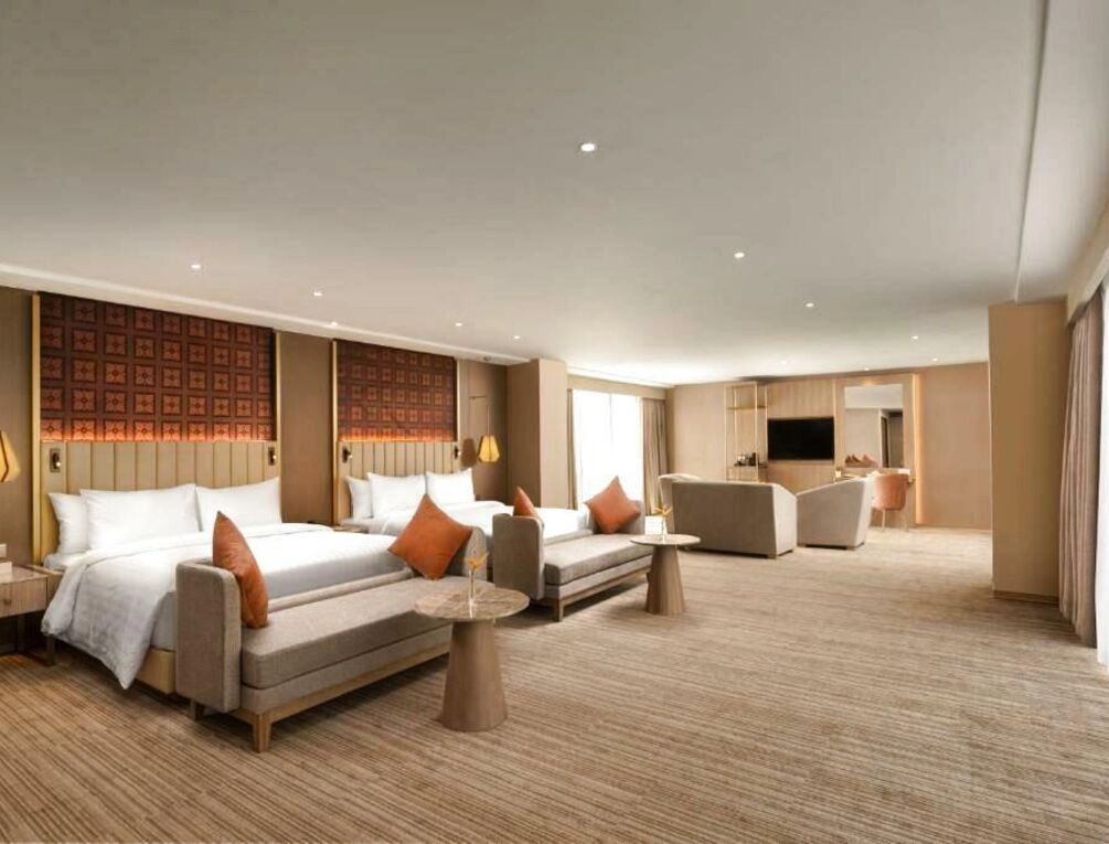 Afbeelding gerelateerd aan The Golden Crown Hotel
