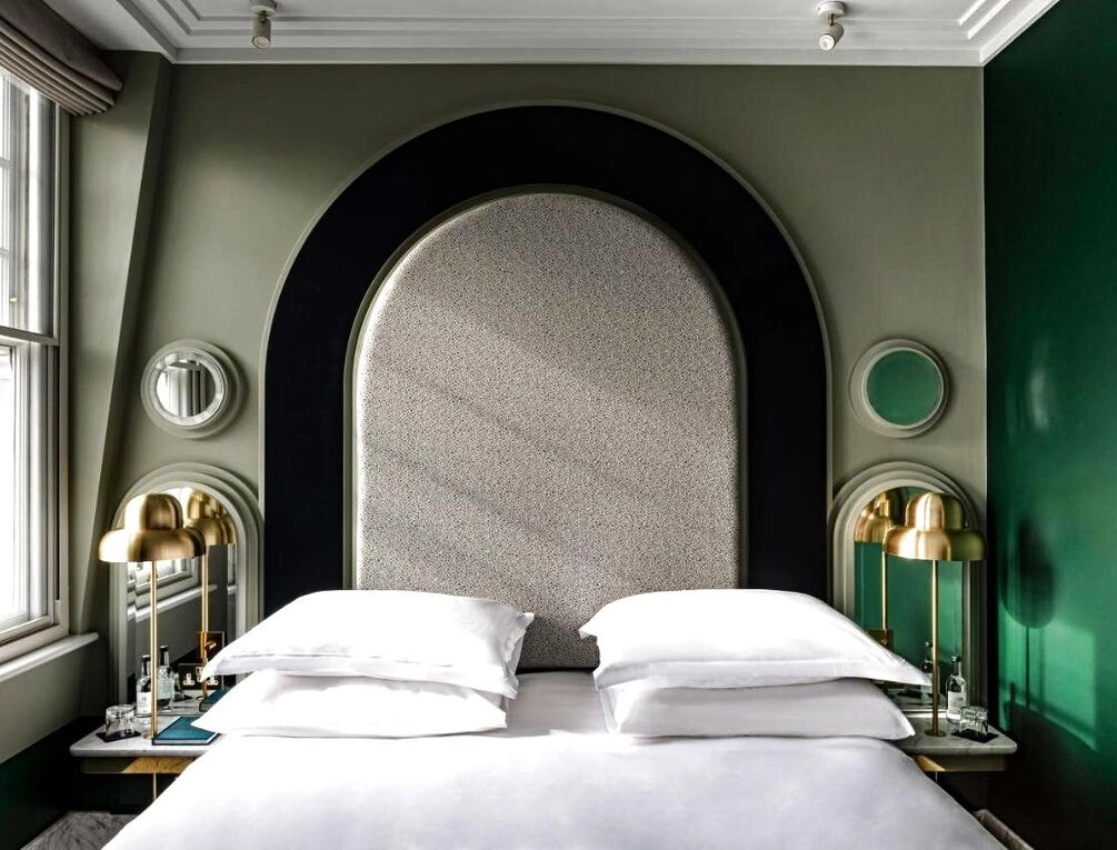 Afbeelding gerelateerd aan The Henrietta Hotel