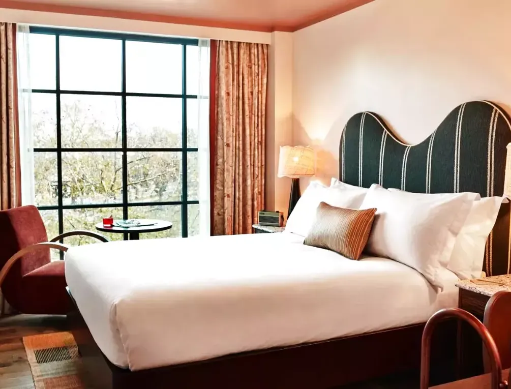 Afbeelding gerelateerd aan The Hoxton Shepherd's Bush