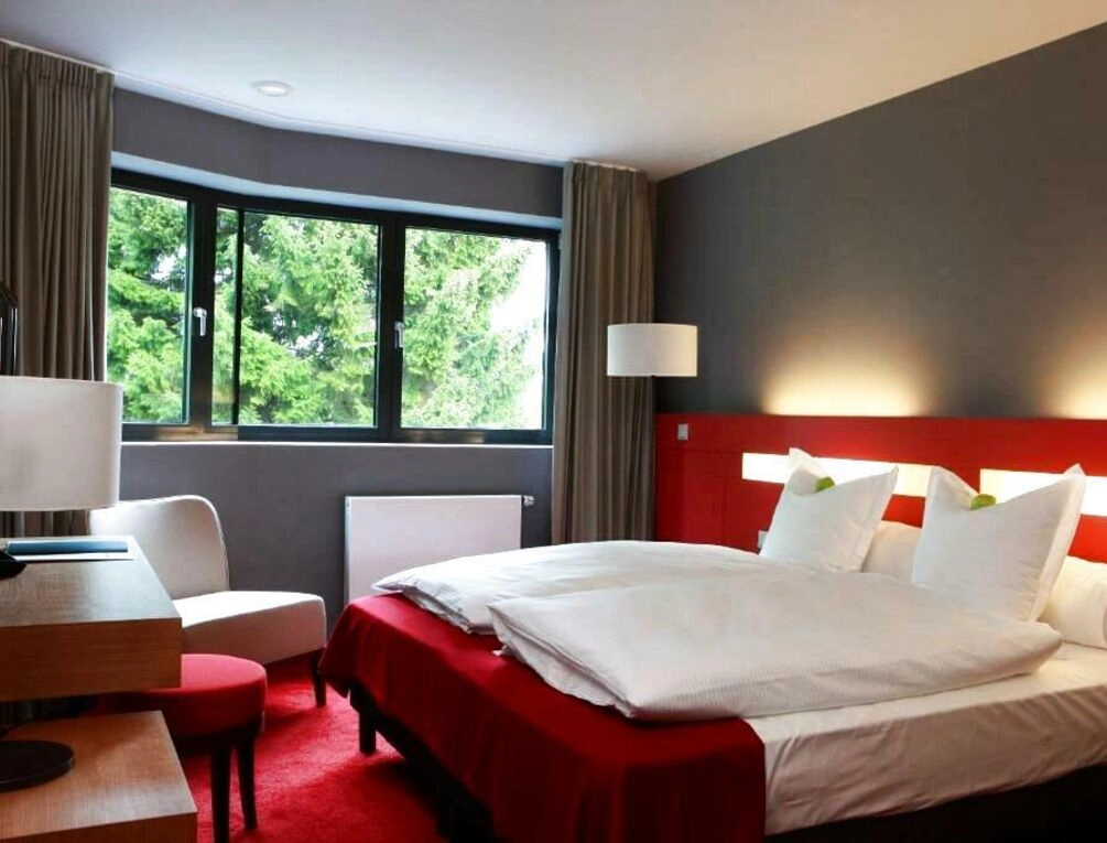 Afbeelding gerelateerd aan The Seven Hotel