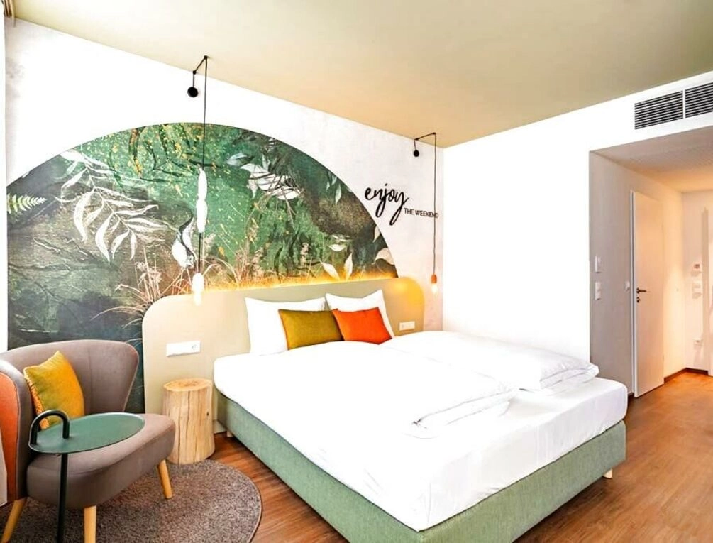 Afbeelding gerelateerd aan The Weekend Hotel