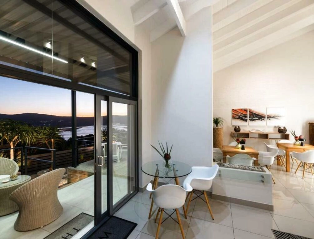 Afbeelding gerelateerd aan THEBLOEM Guest Suites by Knysna Paradise Collection