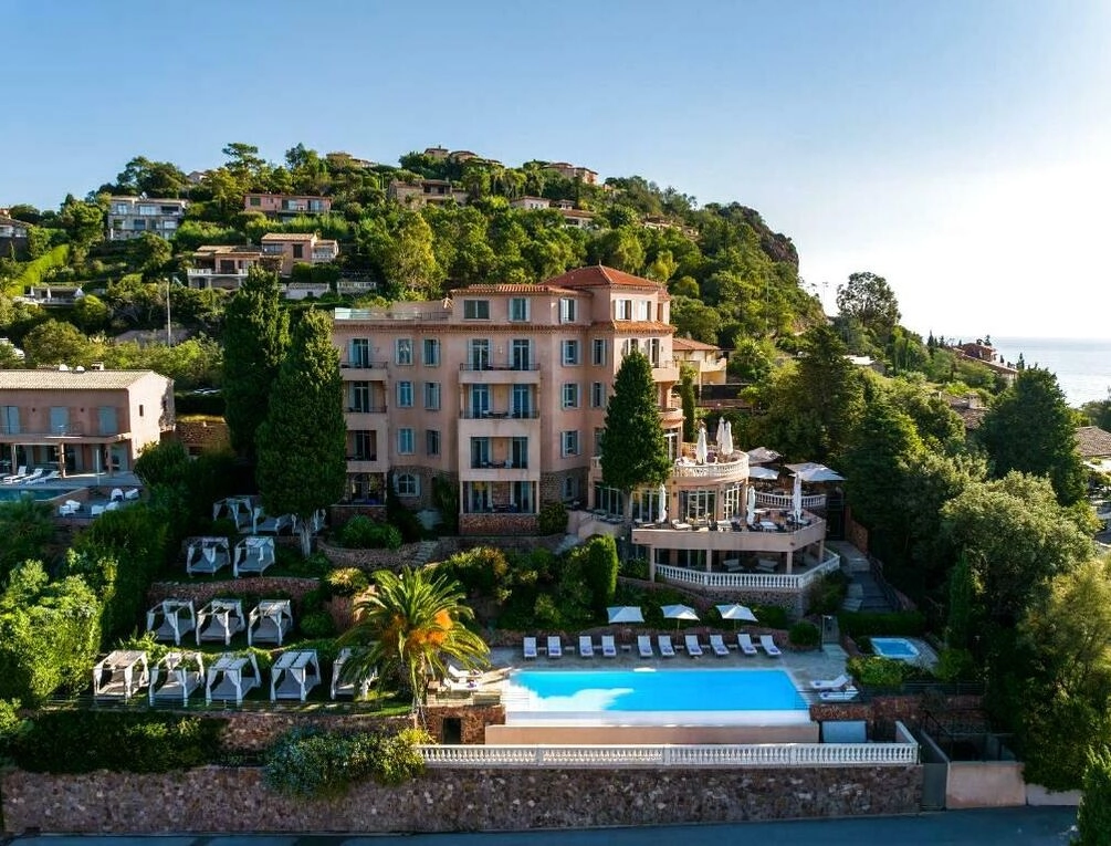 Afbeelding gerelateerd aan Tiara Yaktsa Côte d’Azur