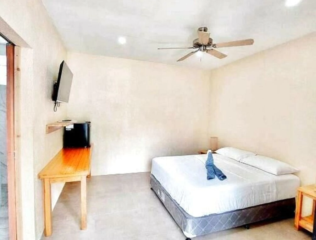 Afbeelding gerelateerd aan Tiki Bantayan Cebu Tourist Inn Inc