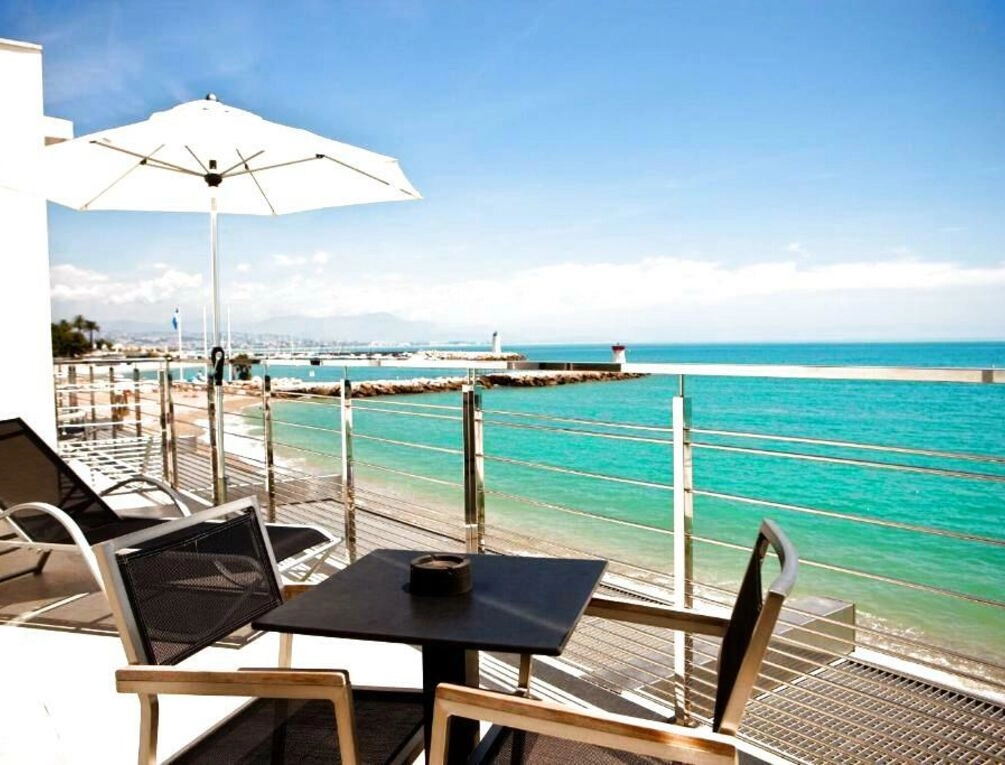 Afbeelding gerelateerd aan Villa Azur