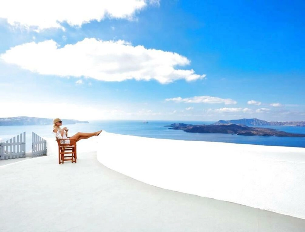 Afbeelding gerelateerd aan Volcano View by Caldera Collection