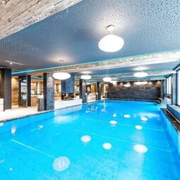 Aktiv- & Wellnesshotel Bergfried in Tux