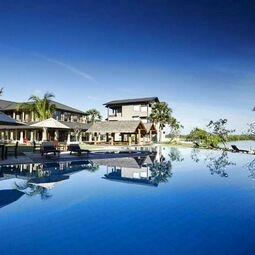 Hotel Amaranthe Bay Resort & Spa in Trincomalee