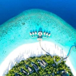 Hotel Anantara Kihavah Maldives Villas in Kudarikilu