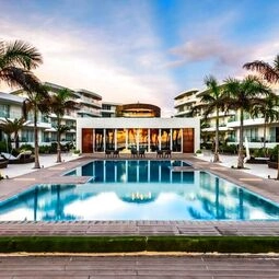 Hotel Aqua Boracay in Malay