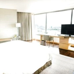 Avani Plus Riverside Bangkok Hotel