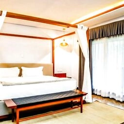 Hotel Baluba Game Resort in Venture